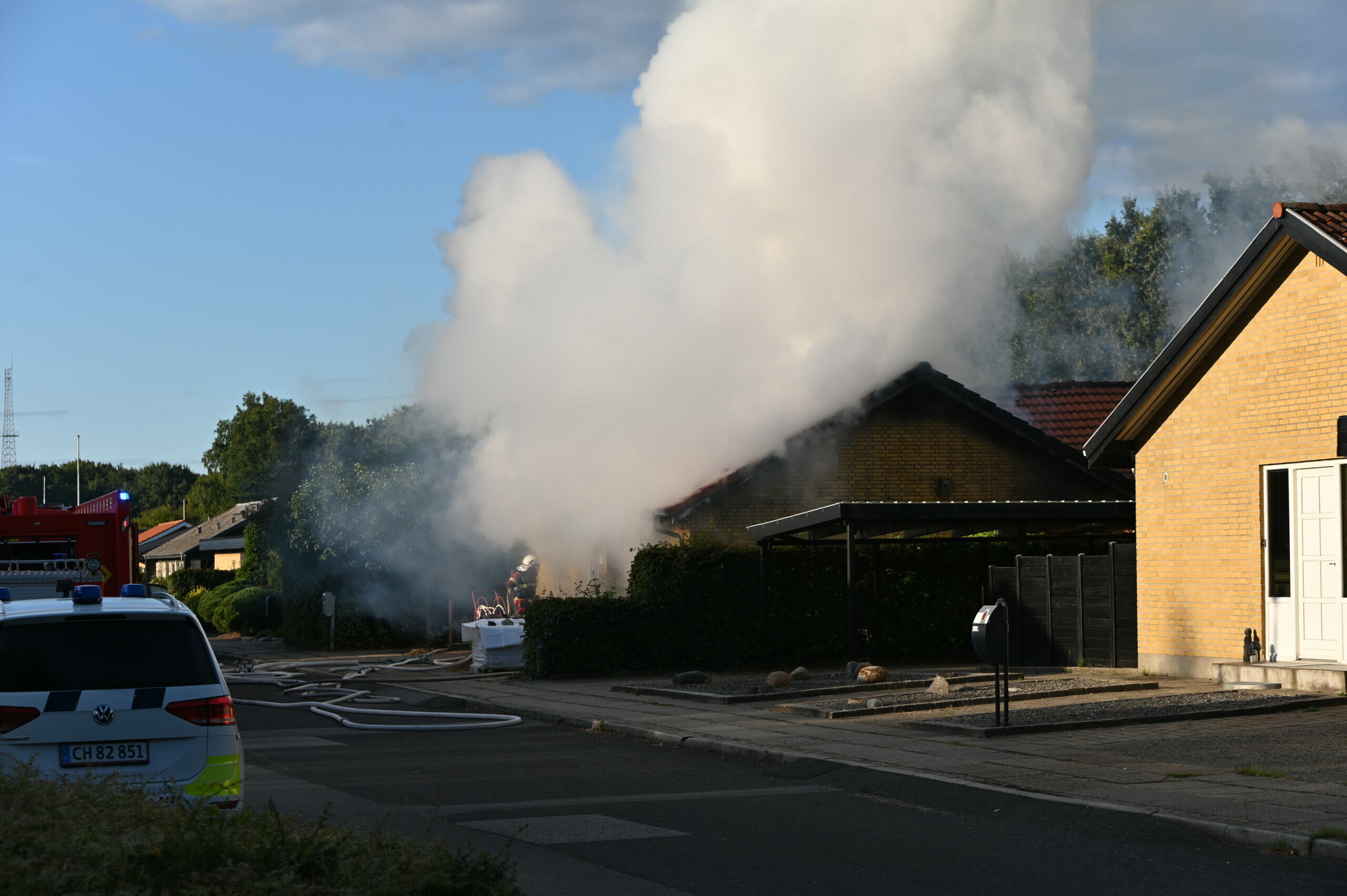 Voldsom Villabrand I Holstebro - Røgen Vælter Ud