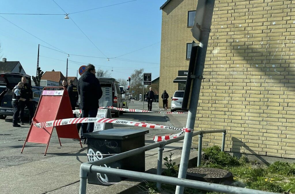 Stor Politiaktion Ved Kiosk På Amager 