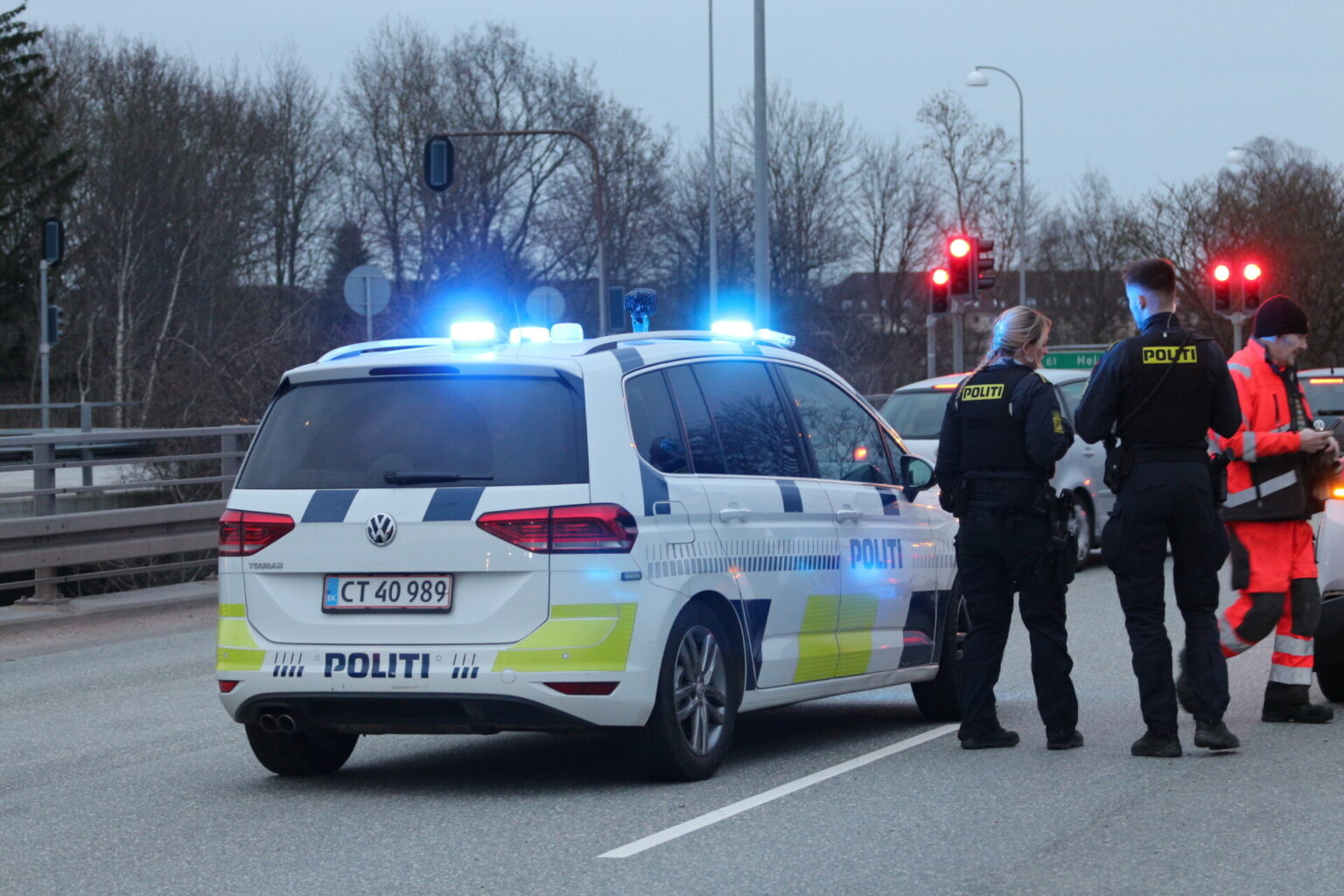 Bil smadret i færdselsuheld på vestegnen