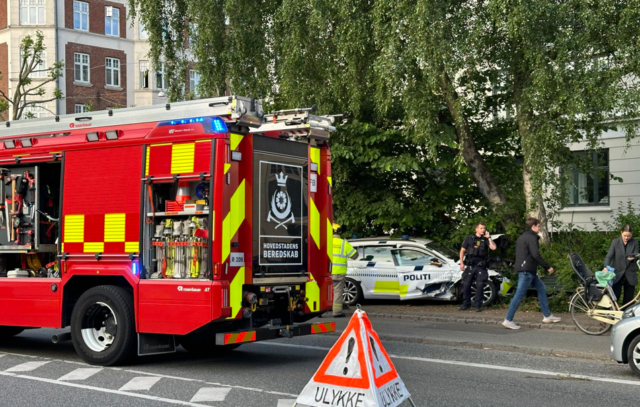 Politibil i ulykke i København: Nyt om betjentenes tilstand