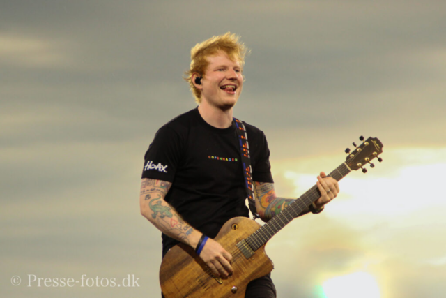 Superstjernen Ed Sheeran vender tilbage til Danmark