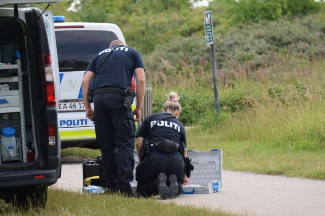 Massiv udrykning til strand