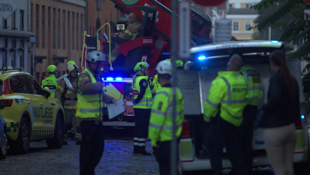 Massiv udrykning i København: 14 udrykningskøretøjer