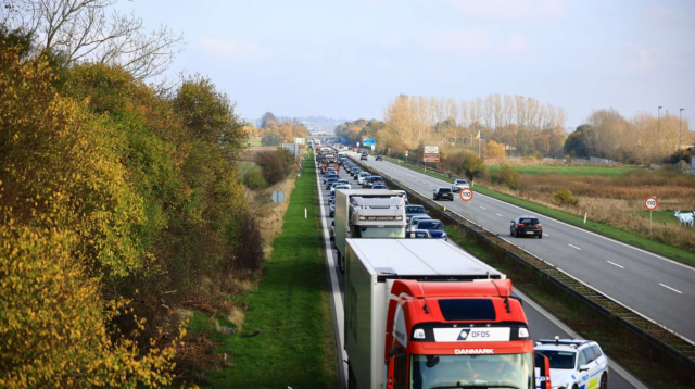 Ulykke på motorvejen skaber massiv kø