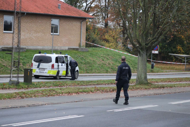 Bomber fundet ved skole: Stort område spærret af