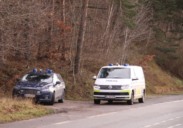 Politiet gør uhyggeligt fund i skov