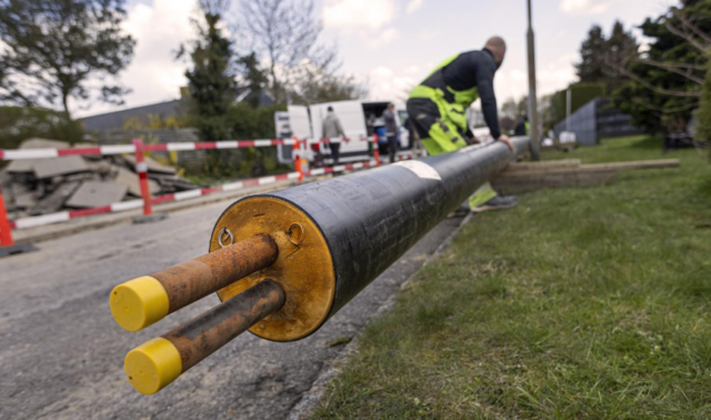 12 kommuner sætter nu prisen op: I 2025 stiger din varmeregning