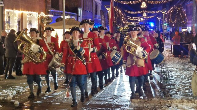 Jul i Vordingborg: Julemanden tændte træet og spredte glæde