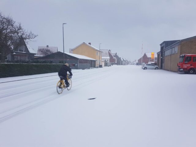 Nu har sneen ramt Danmark