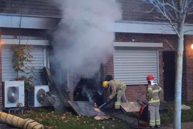 Vestegnen: Politi anholder person efter pizzeria-brand