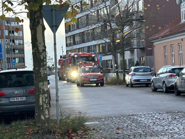 Flere gader spærret: Melding om højderedning