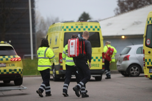 Fem hjertestartere stjålet