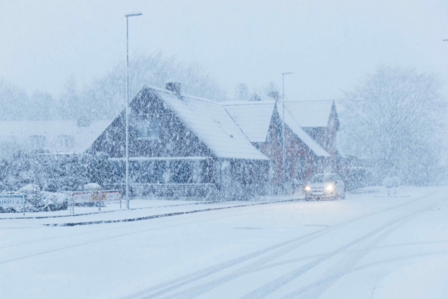 Det vælter ned med sne flere steder i Danmark