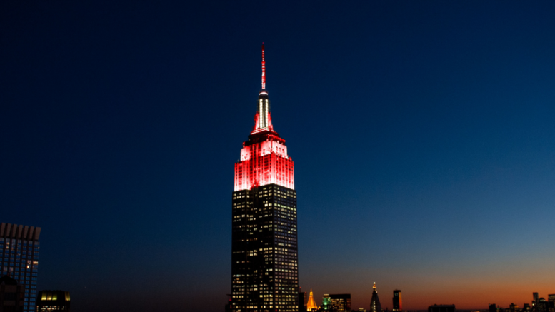 Fredag aften og natten til lørdag hylder den ikoniske Empire State Building en helt bestemt dansker efter en enestående bedrift