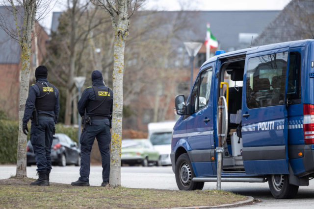 “Forsøg på manddrab”- To personer hastet til skadestuen