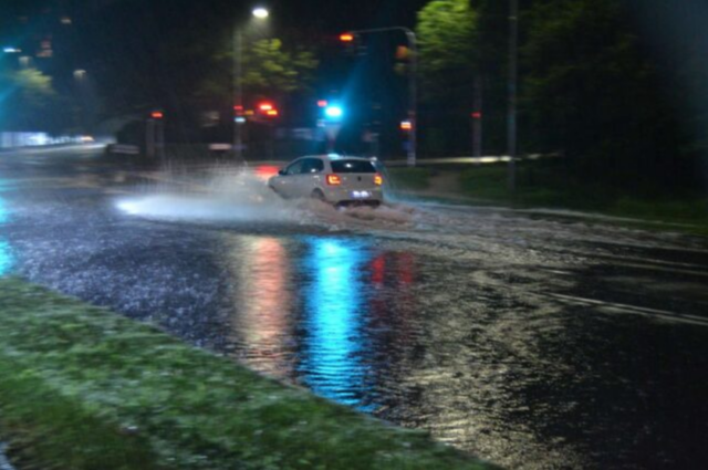 Politiet advarer om kraftig regn