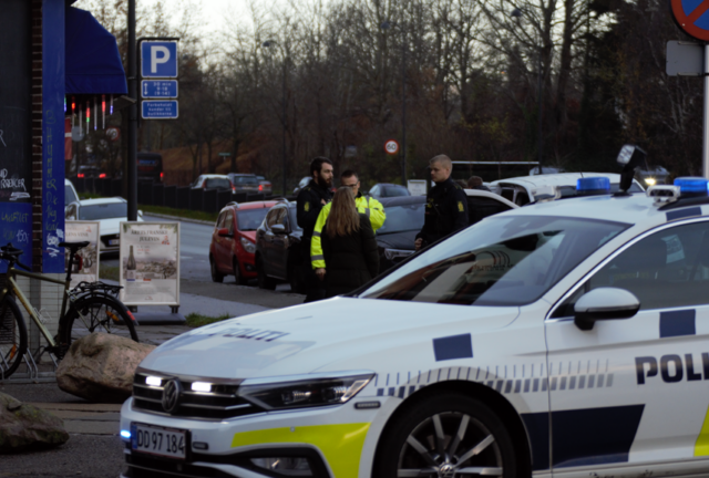 Bilist stukket af fra påkørsel: Cyklist kørt ned i kryds