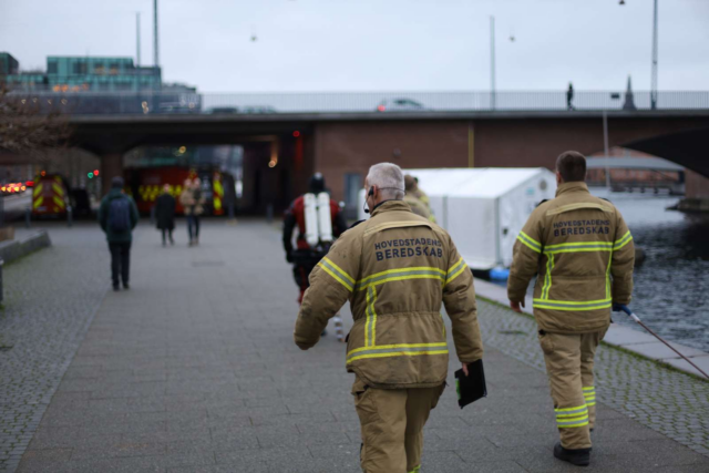 Frygter person druknet i København