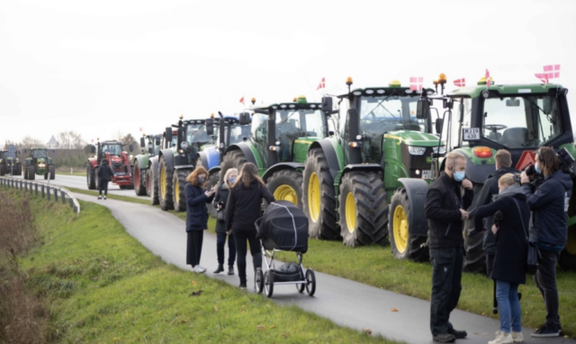 Landmænd, fiskere og vognmænd i demonstration