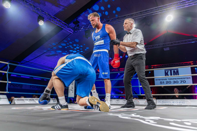 Galleri: Smæk for skillingen til Fight Night