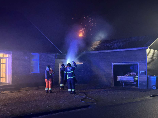 Maugstrup: Meldinger om brand i skorsten