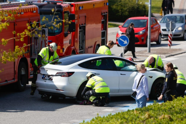 Populær Tesla-model dumper med et brag