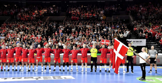 Klar til kvartfinalen: Danmark ydmyger Schweiz