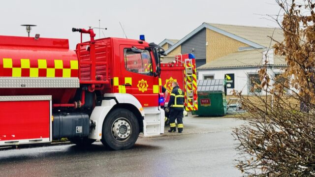 Vejle: Brandvæsenet rykker ud til industribygning