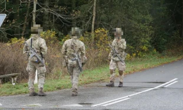 Soldat voldtager barn på parkeringsplads