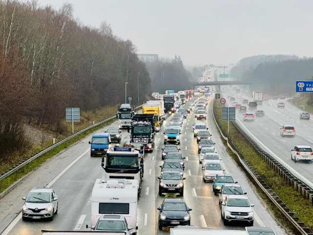 Helt vanvittigt: Kvindelig spøgelsesbilist på motorvej