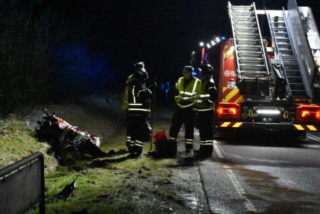 Herning: Motorcykel og personbil kolliderer