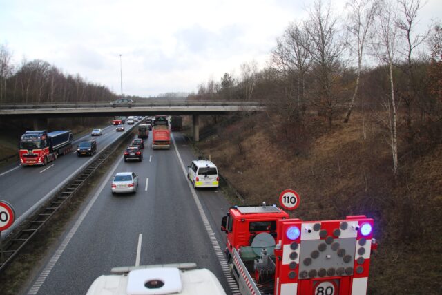 Ambulance haster til uheld på motorvej