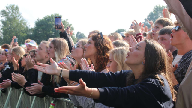 Hjerteknuser giver største koncert i Danmark