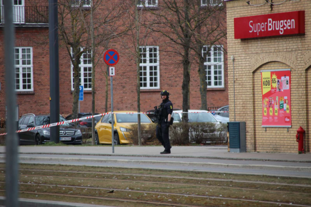 Dansk retssal lukket efter bombetrussel