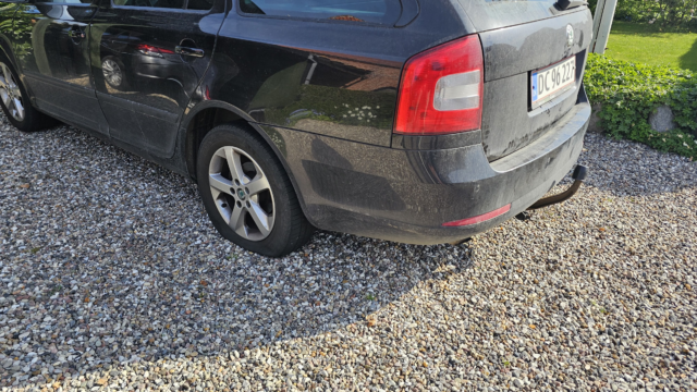 Biler ridset og punkteret i Maribo