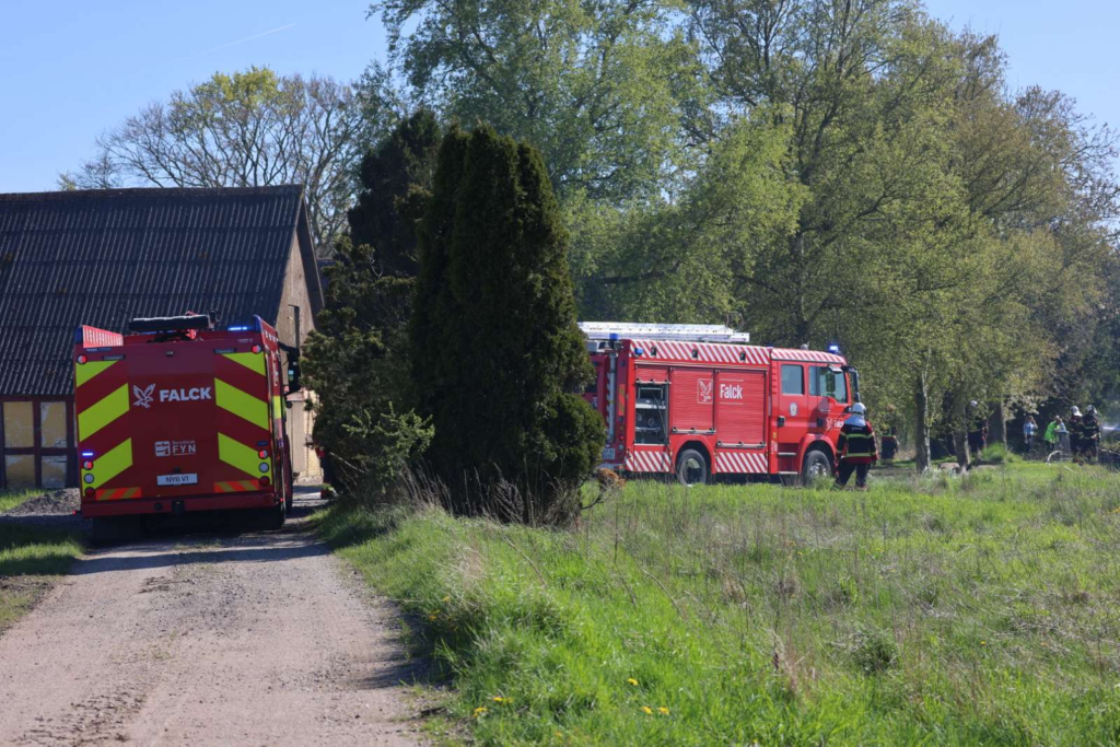 Politi Og Brandv sen Ved Landejendom