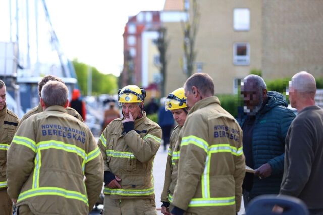 Båd ved at synke i København