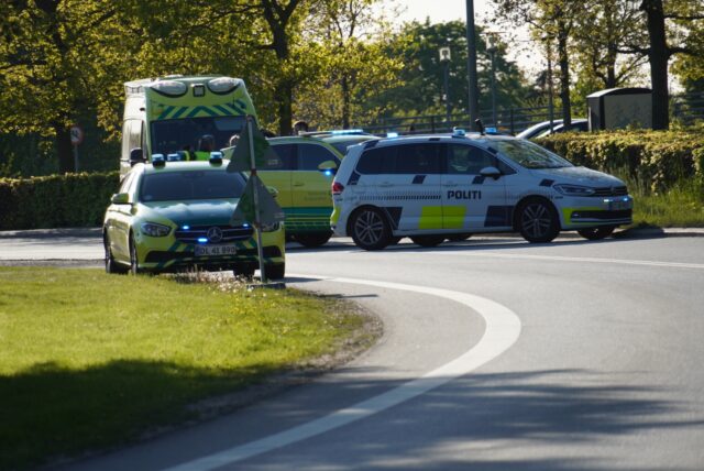 Motorcyklist mister livet i ulykke