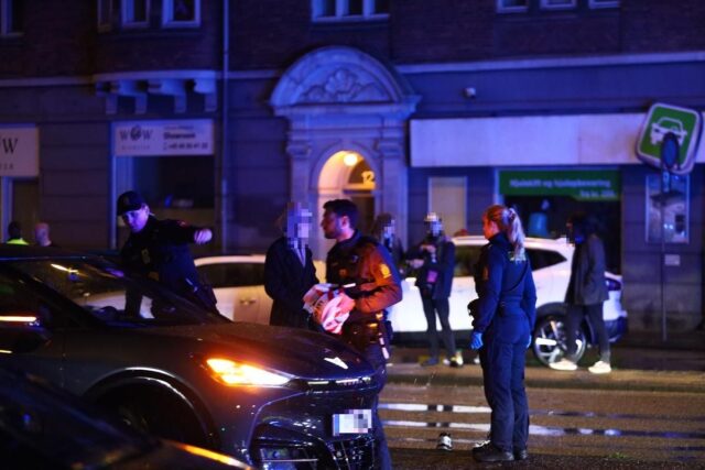 Vanvids-hændelse i København: Fire personer hastet på hospitalet