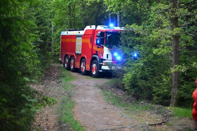 Formodet fyrværkeri kunne have startet brand – heldigt det blev opdaget i tide