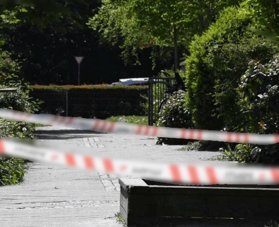 LIGE NU: 12-årig pige stukket ned