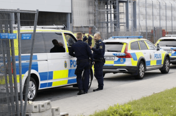 Tre personer anholdt for skuddrab