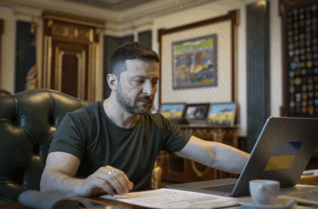 Zelenskyj henvender sig direkte til Danmark