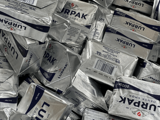 Lurpak bliver slået af ukendt smør i stor test: Dommerne er vilde med vinderen