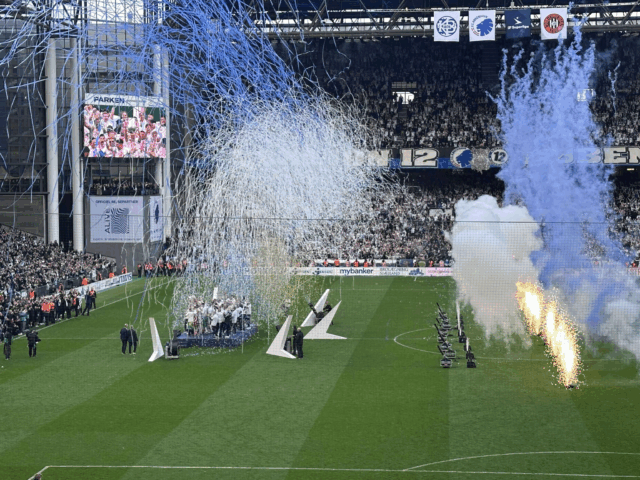 F.C. København vinder Superligaen: Se alle billederne fra festen i Parken