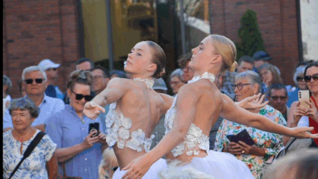 Oplev ballet i verdensklasse under åben himmel