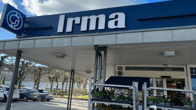 To meter høj statue af Irma-pigen kan være på vej