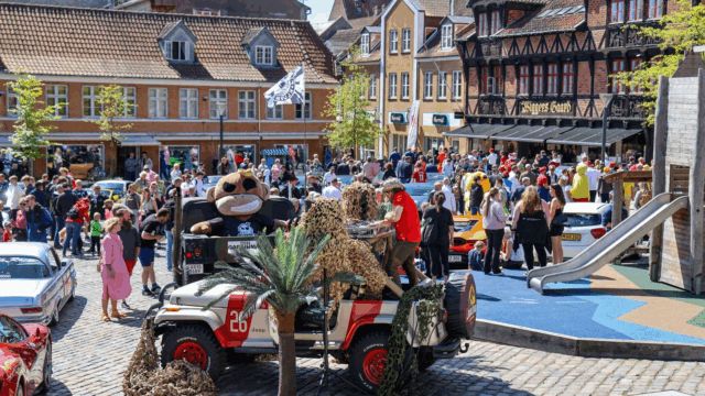 Se billederne: Eksklusive biler og velgørenhed fyldte Svendborg og Langeland