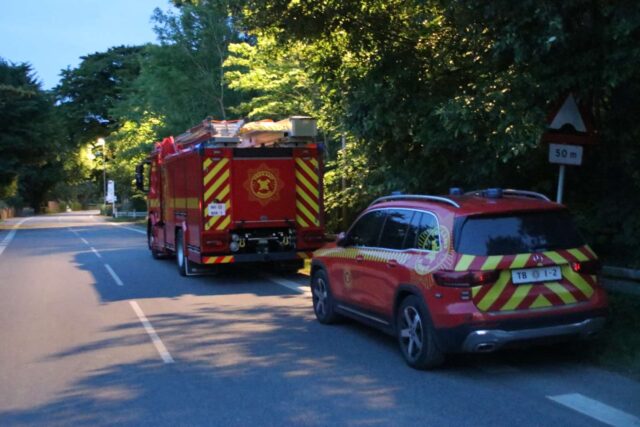 Melding om bygningsbrand – brandvæsen hurtigt fremme i Gelsted