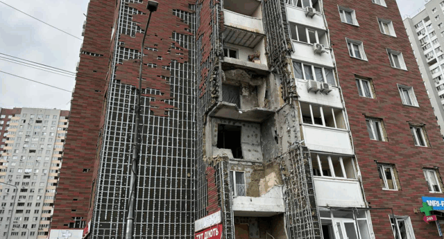 ‘Bomberne regner lige nu ned over Kyiv’: Sådan oplevede Presse-fotos.dks journalister kæmpe angreb